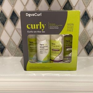 Deva Curl “Curls on the Go” styling set